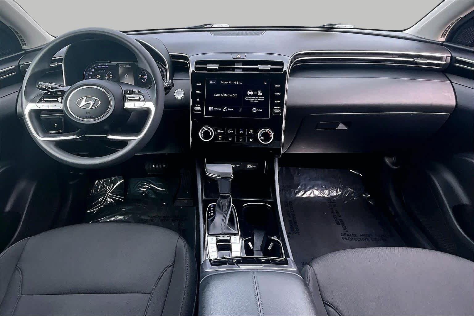Used 2022 Phantom Black Hyundai SEL image 22