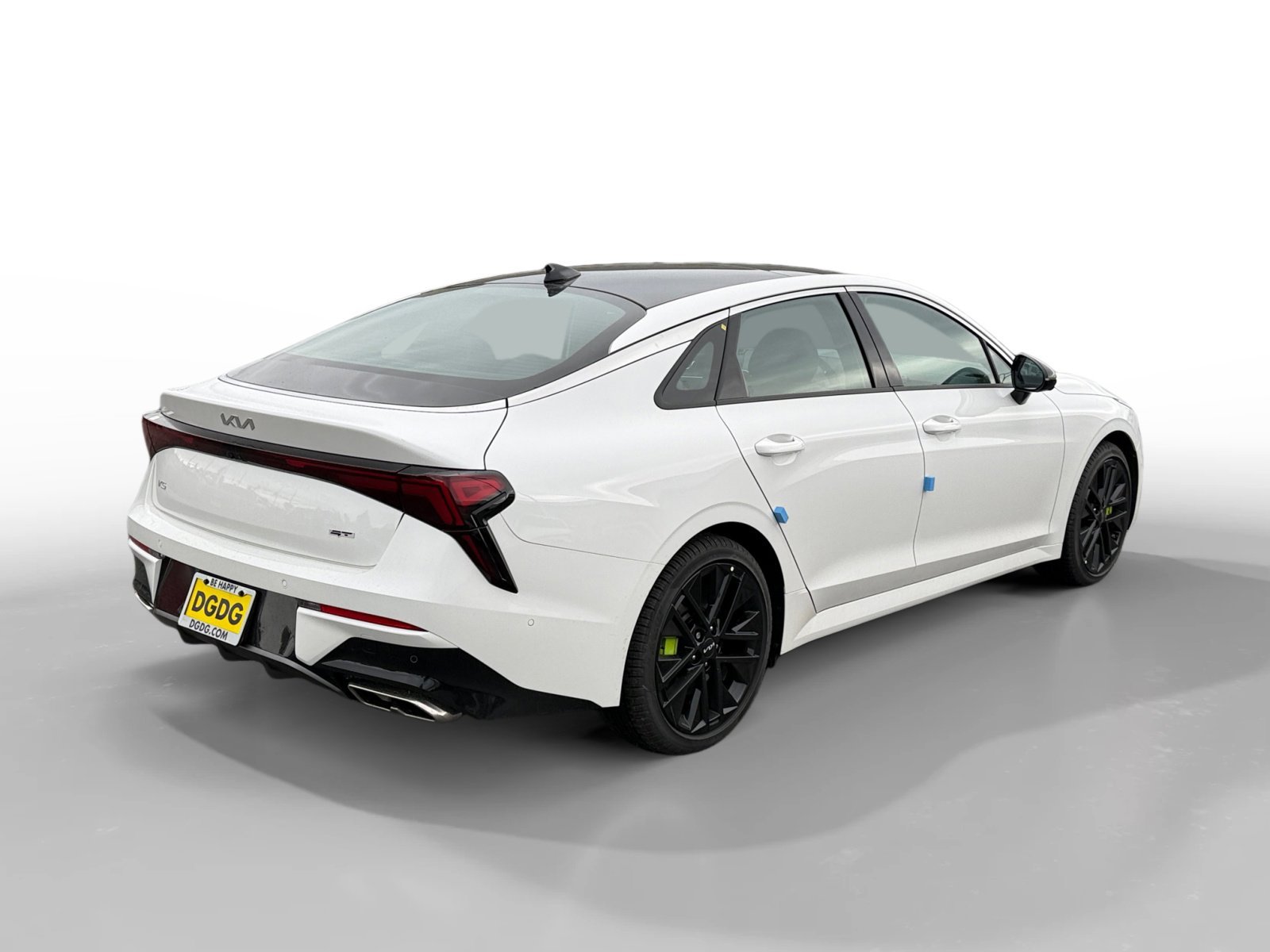 New 2026 Snow White Pearl Kia GT image 5