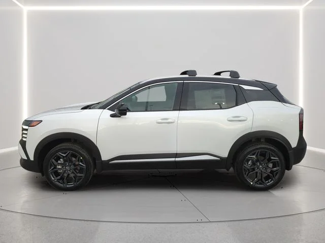 New 2026 Aspen White TriCoat / Super Black Two-tone Nissan SR image 3