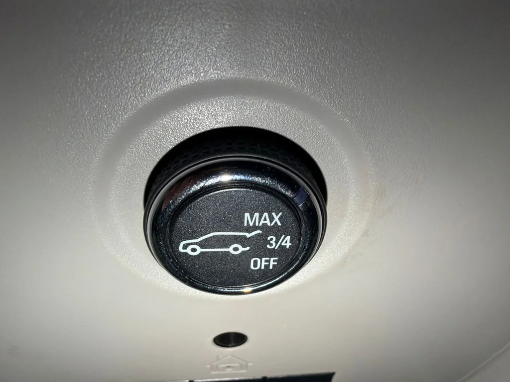 Used 2015 Iridium Metallic GMC SLE image 33