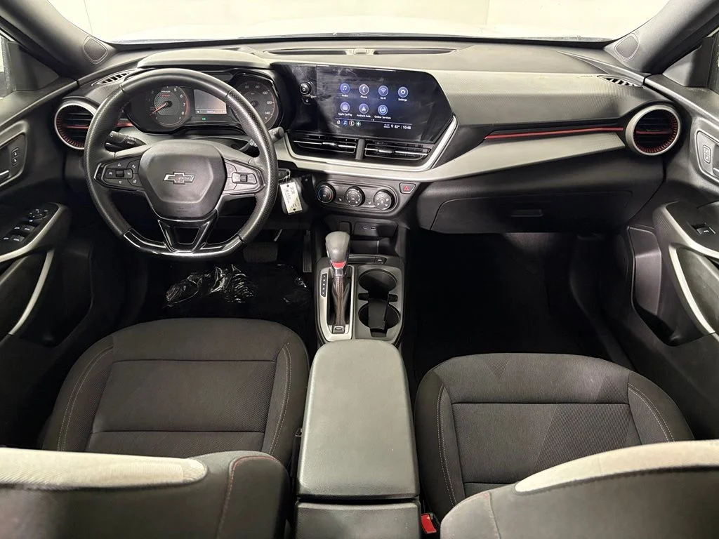 Used 2024 White Chevrolet 1RS image 34