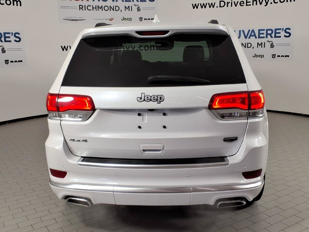 Used 2021 White Jeep Summit image 5