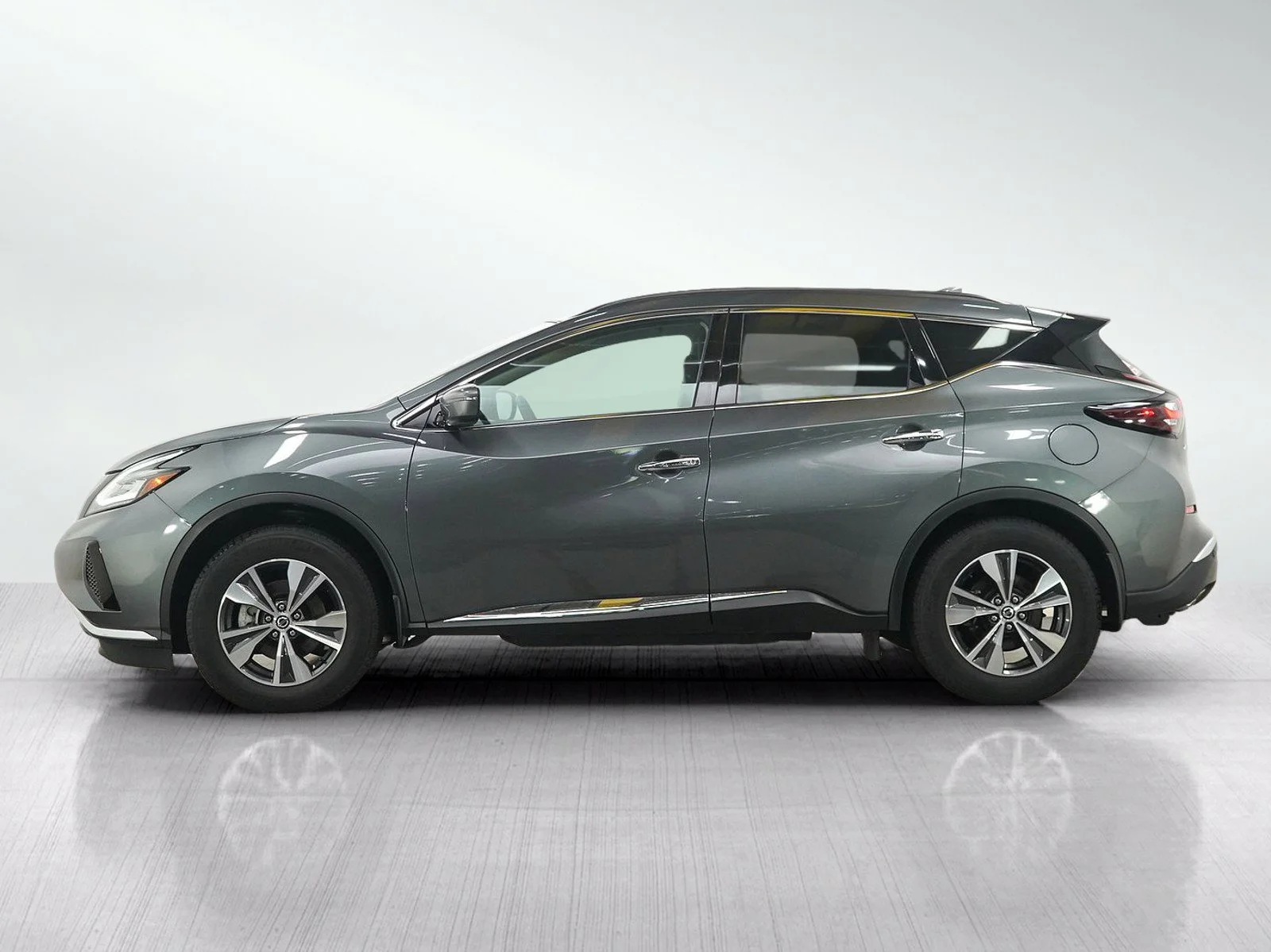 Used 2020 Nissan Murano SV with VIN 5N1AZ2BS5LN172340 for sale in Bloomington, Minnesota