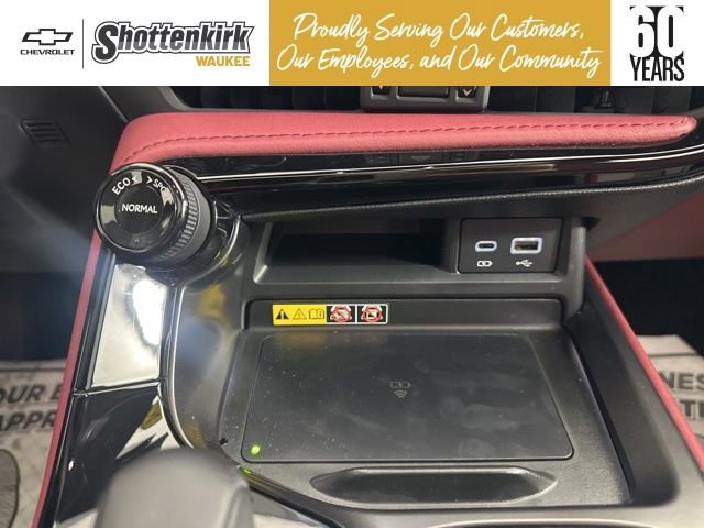 Used 2025 White Lexus NX 250 Premium image 20