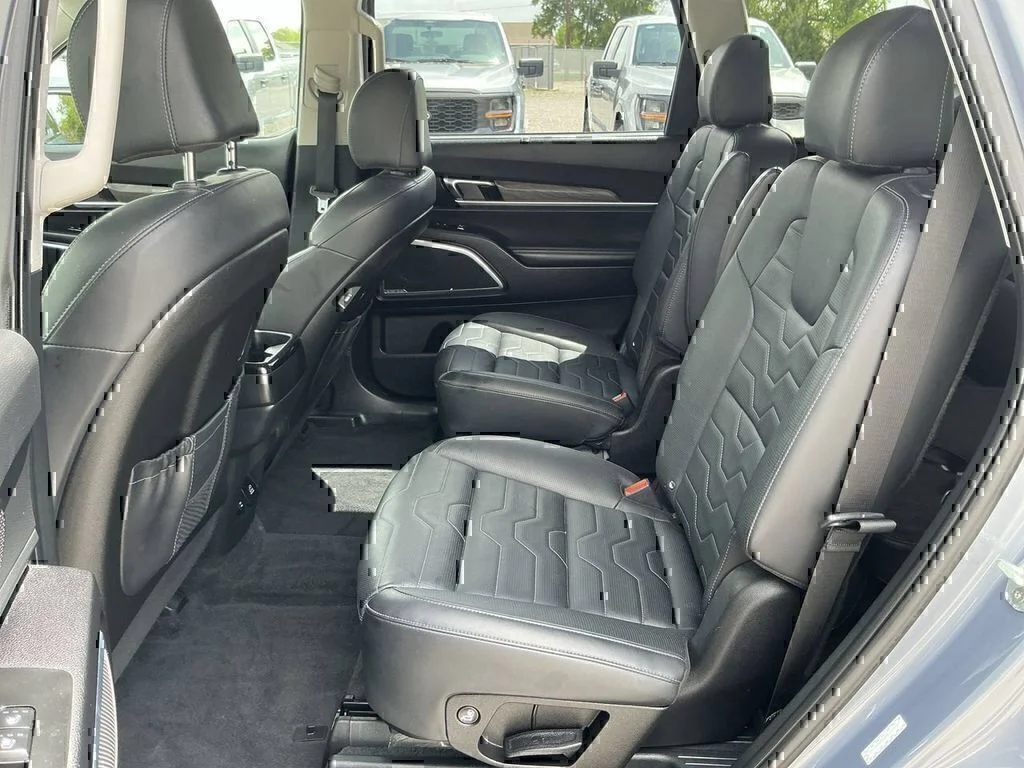 Used 2022 Everlasting Silver Kia SX image 19