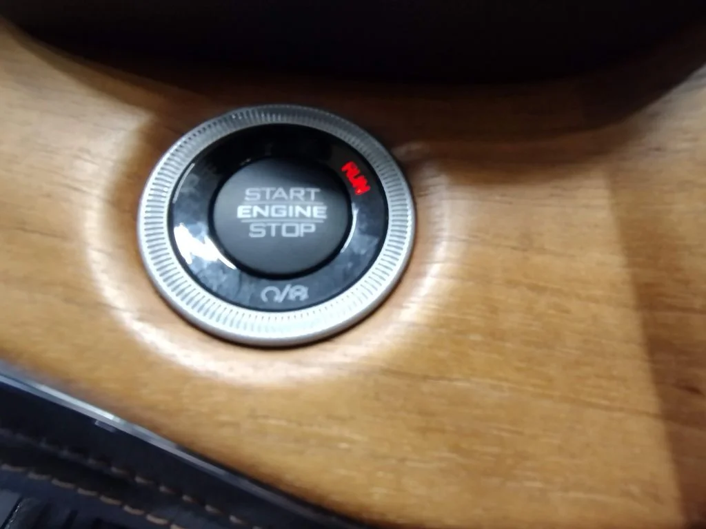 Used 2023 Black Jeep Summit Reserve 4xe image 41