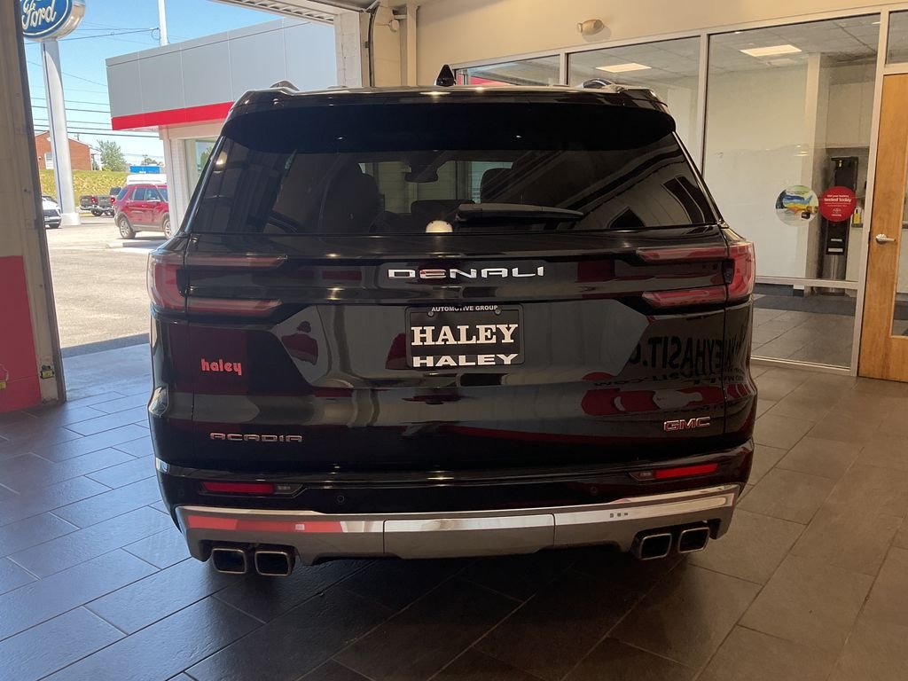 Used 2025 Black GMC Denali image 7