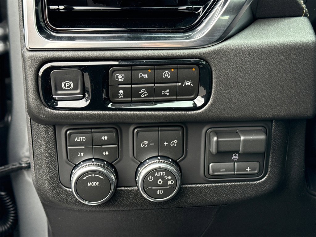 2026 GMC YUKON XL - Image 18