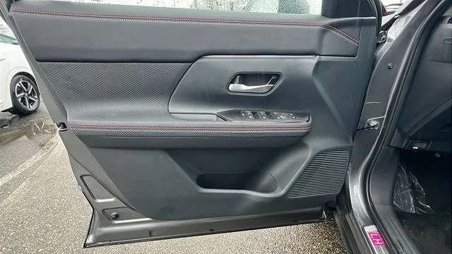 New 2025 Gray Nissan SR image 20