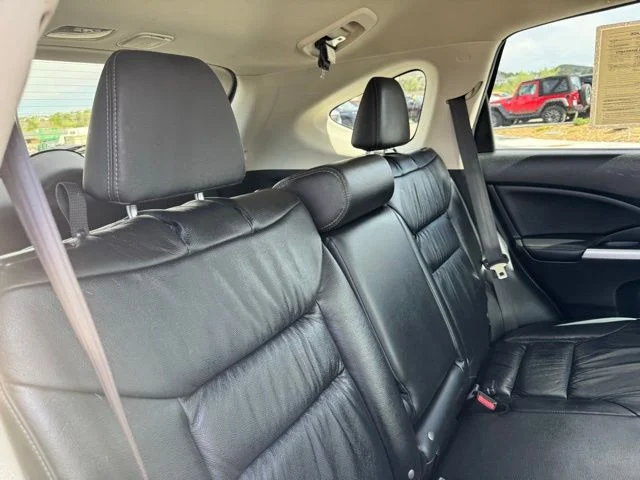 Used 2014 White Honda EX-L image 19