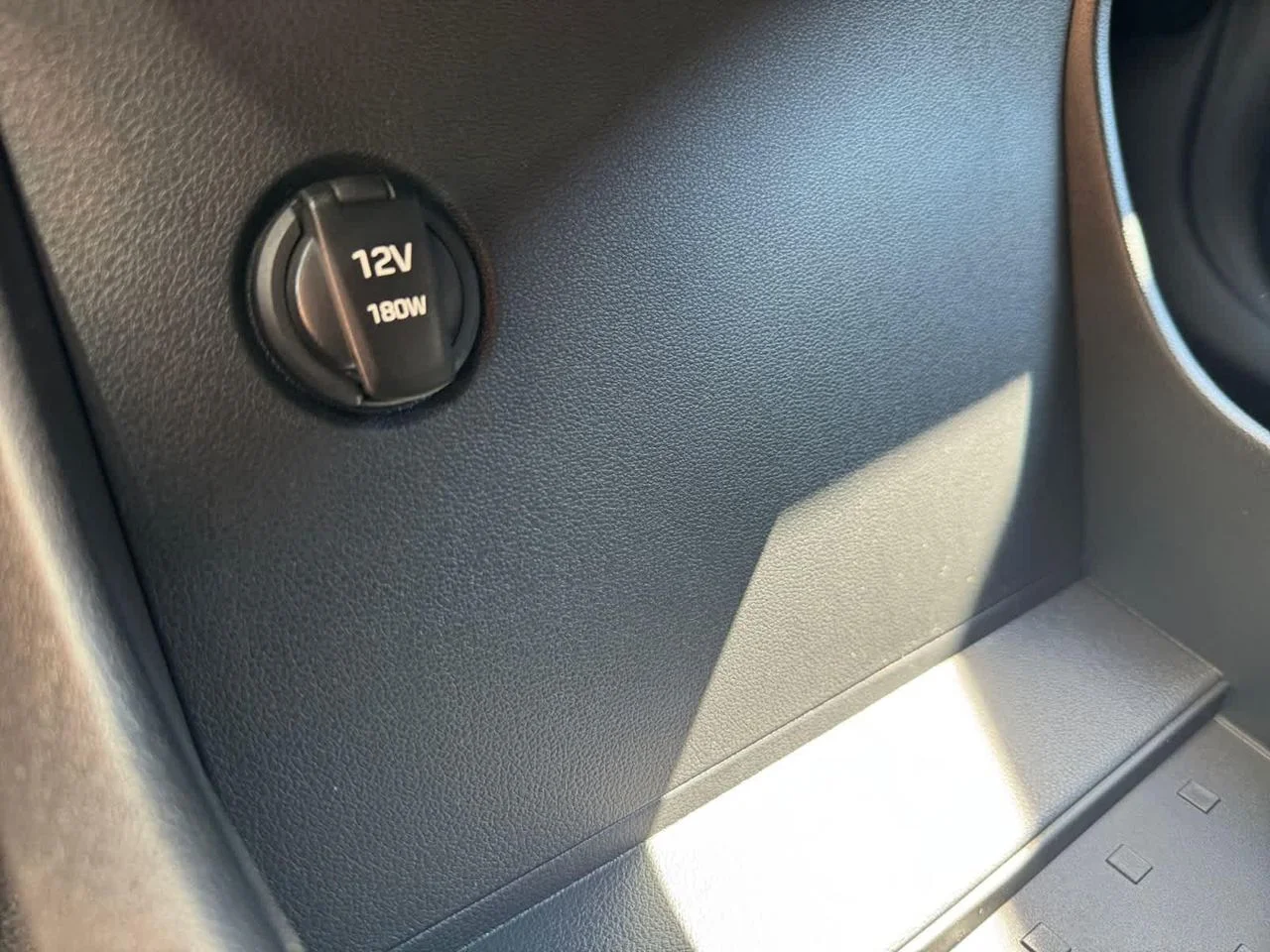 New 2027 Silver Hyundai SE AWD image 9