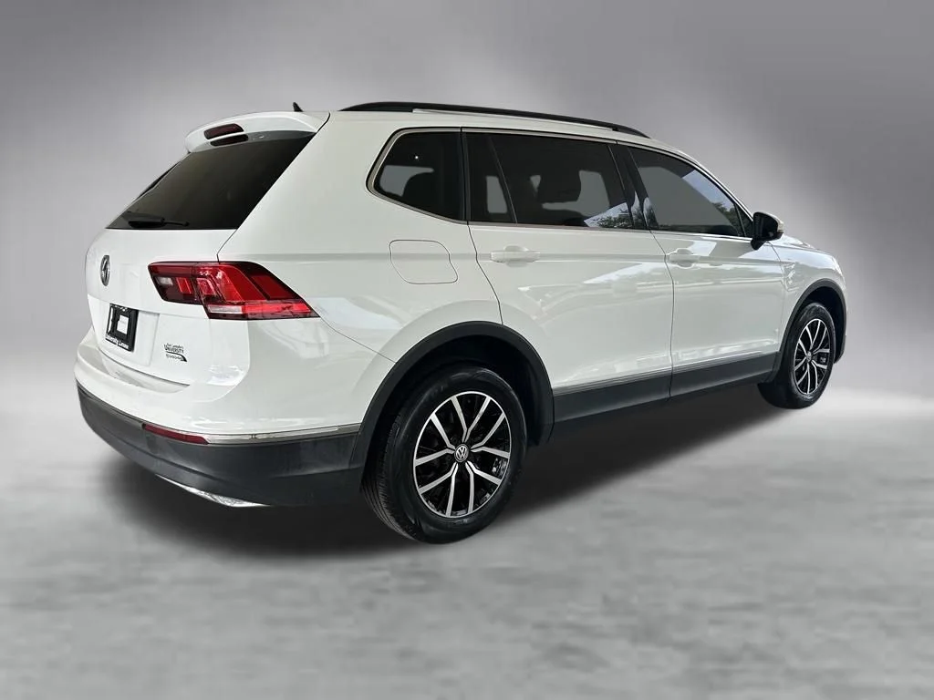 Used 2021 White Volkswagen 2.0T SE image 3