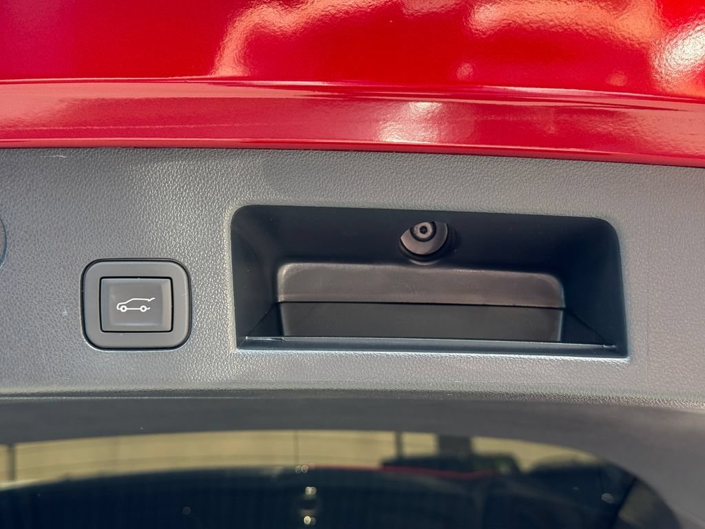 Used 2026 Volcanic Red Tintcoat GMC AT4 image 13