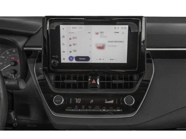 2026 Toyota Corolla LE - Photo 12