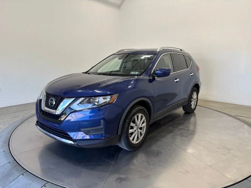 Used 2019 Blue Nissan S image 3
