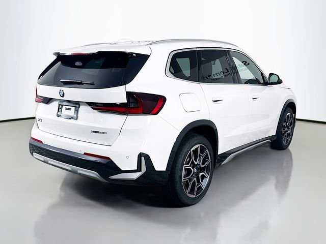 Used 2026 Alpine White BMW xDrive28i image 7