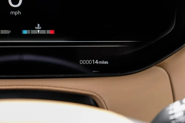 New 2026 Black Land Rover SE image 23