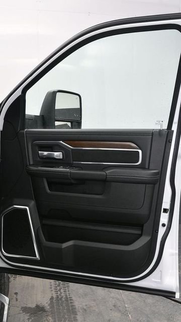 Used 2024 White Ram Laramie image 9