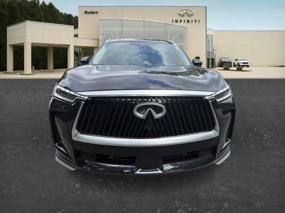 New 2027 Mineral Black INFINITI LUXE image 2