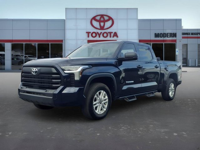 2025 Toyota Tundra 4WD SR5