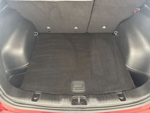 Used 2025 Red Jeep Latitude image 30