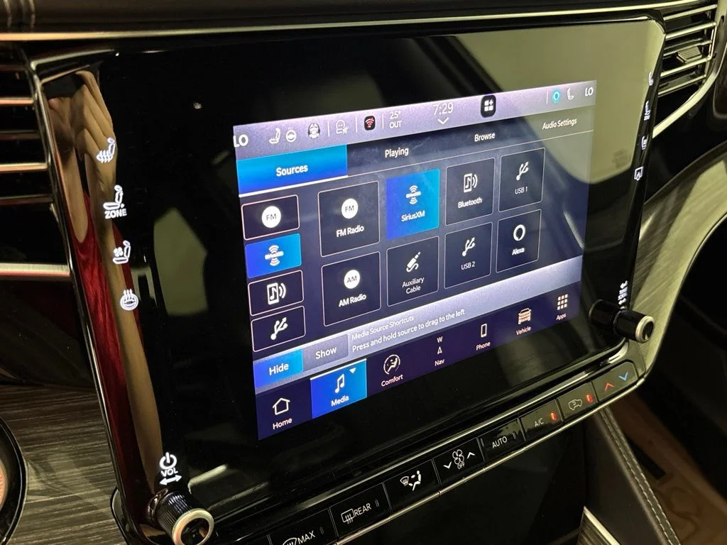 Used 2022 Gray Jeep Series III image 39