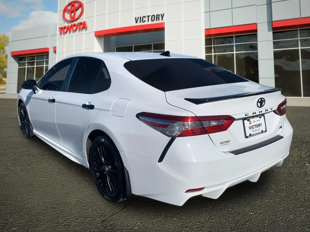 Used 2020 White Toyota SE Nightshade image 5