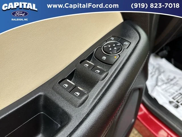 Used 2022 Red Ford SEL image 21