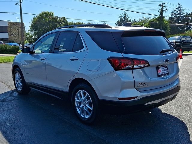 Used 2022 Silver Chevrolet LT image 5