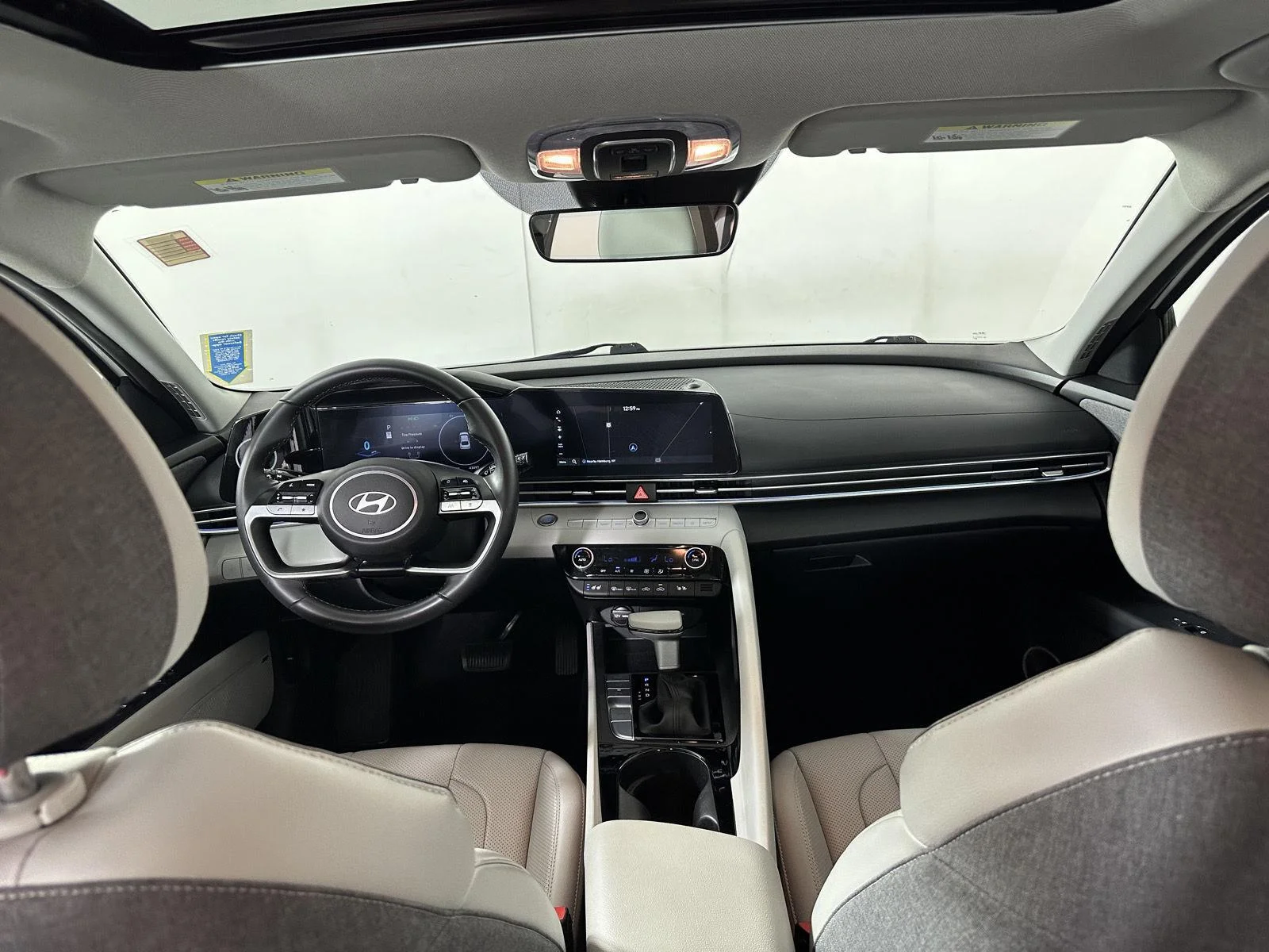 Used 2024 Serenity White Hyundai Limited image 29