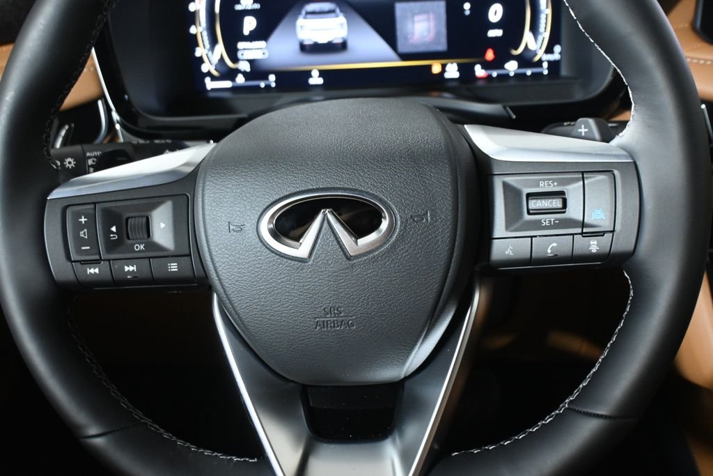 New 2027 DEEP EMERALD INFINITI Autograph AWD image 17