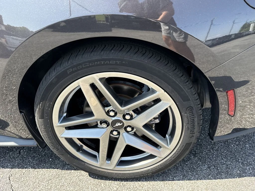 Used 2024 Gray Ford EcoBoost Premium image 18