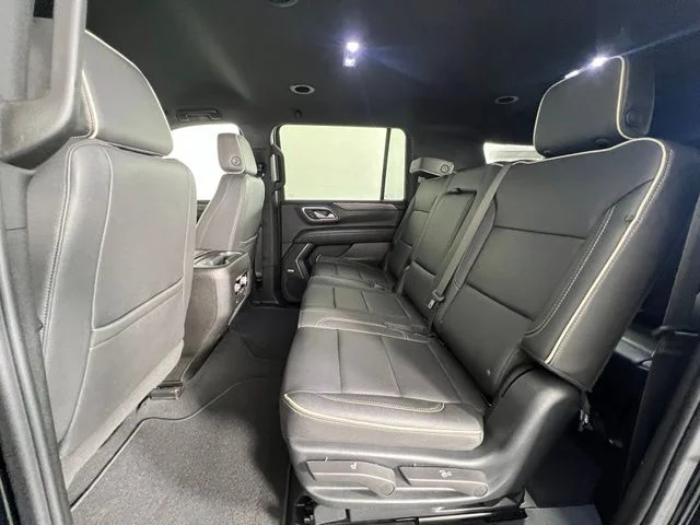 2023 GMC Yukon XL SLT - Photo 13
