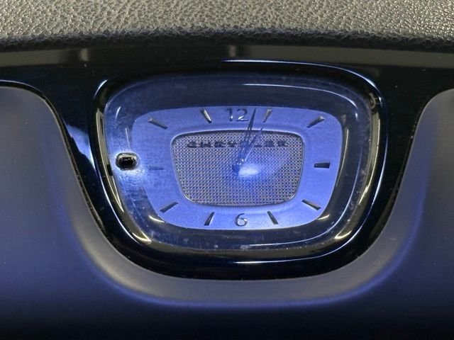 Used 2019 White Chrysler S image 27