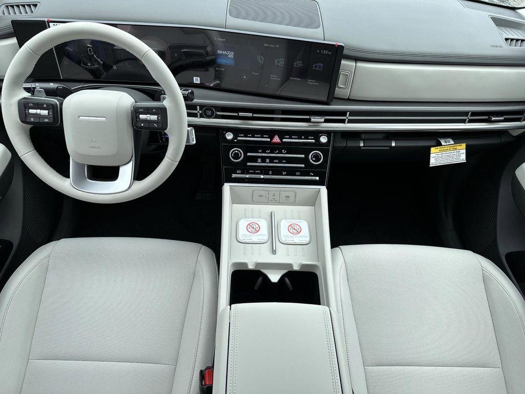 New 2026 Hampton Gray Hyundai SE FWD image 12