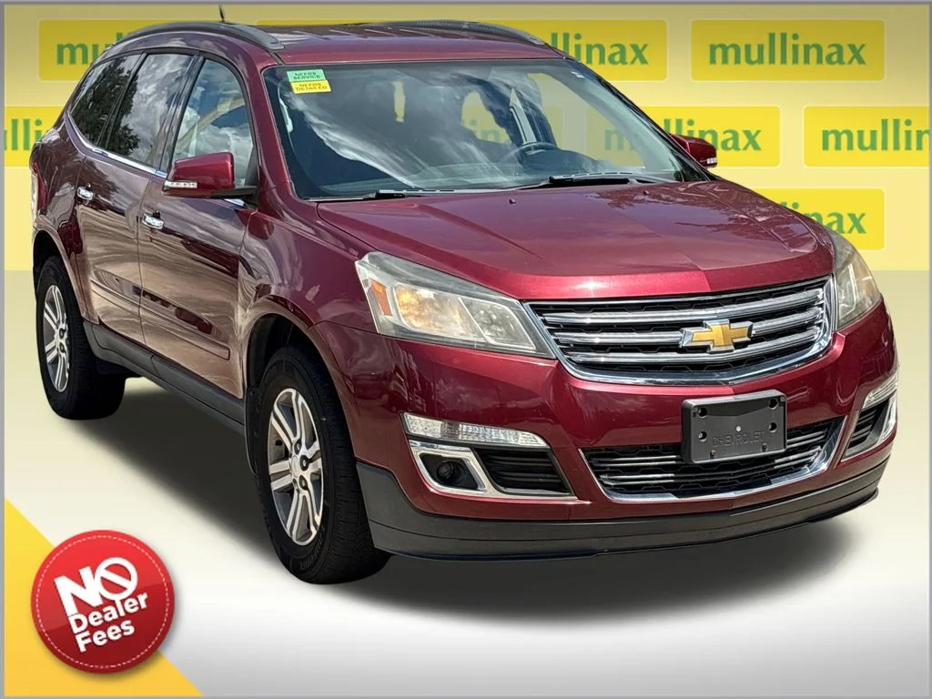 Used 2015 Red Chevrolet 2LT image 1