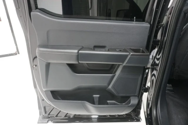 Used 2023 BLACK Ford STX image 17