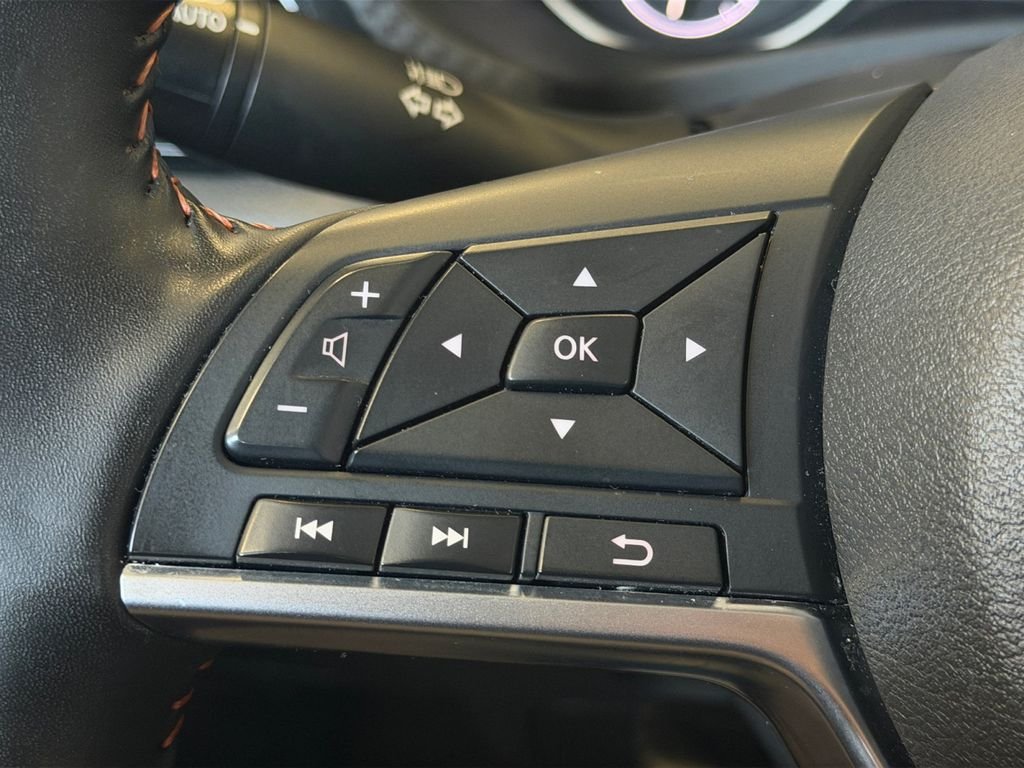 Used 2025 Orange Nissan SR image 29