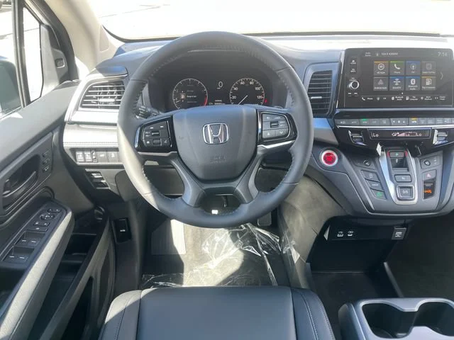 New 2026 Platinum White Honda EX-L image 18