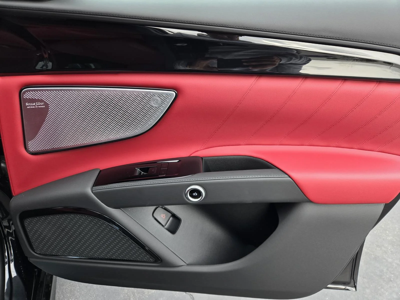 2026 Maserati Grecale Modena V6 - Photo 32