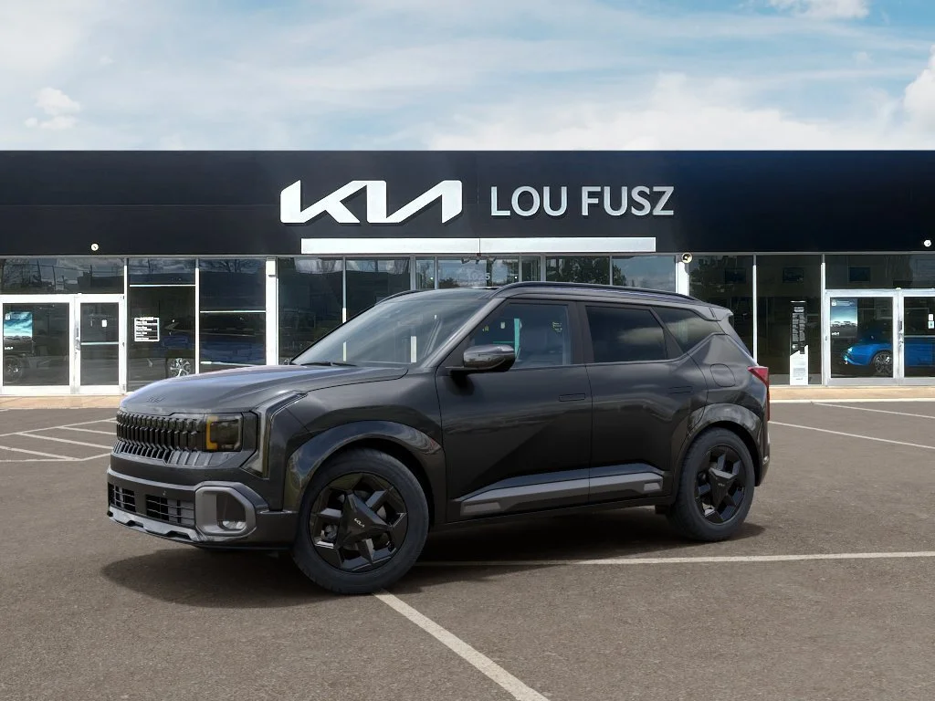 New 2027 Interstellar Gray Kia X-Line S image 3