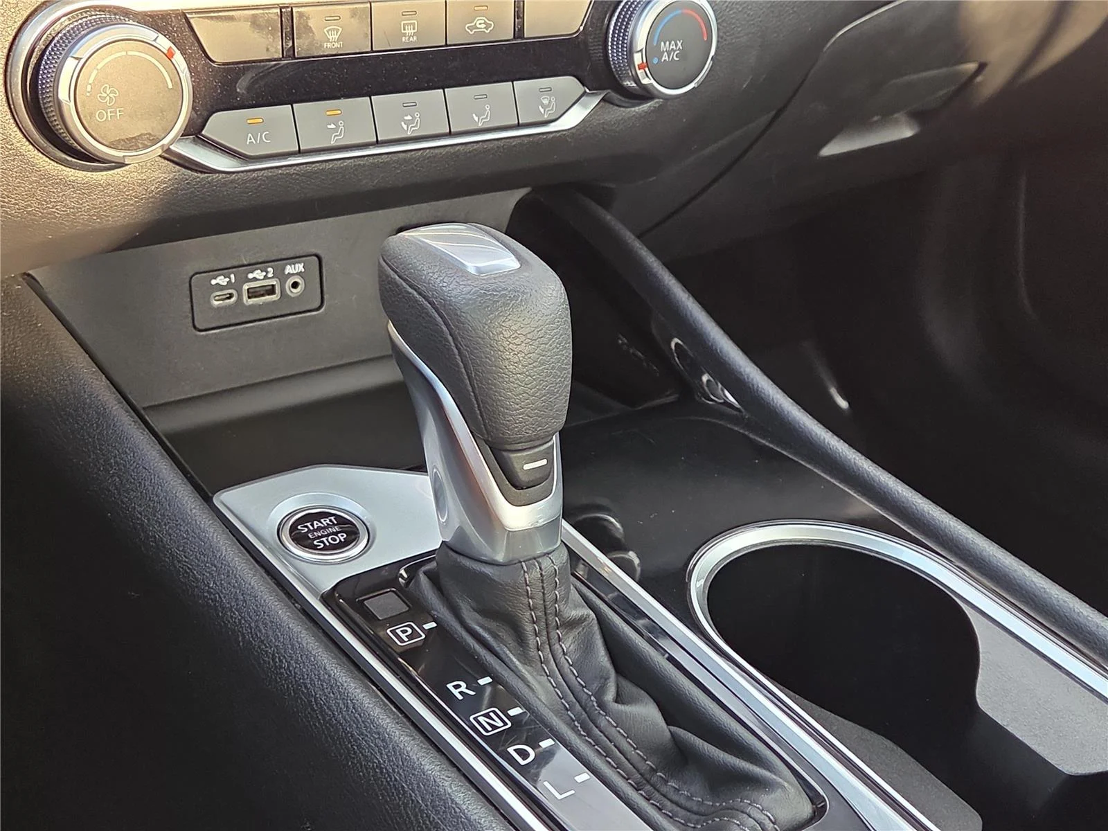 Used 2024 Gun Metallic Nissan 2.5 SV image 11