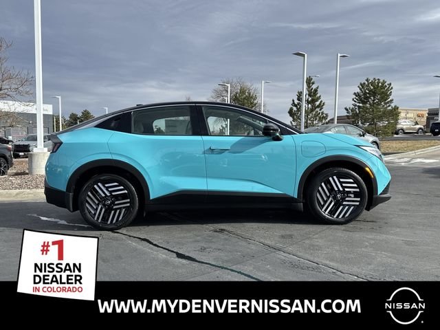 New 2026 Seabreeze Blue Pearl / Super Black Two-tone Nissan SV+ image 3