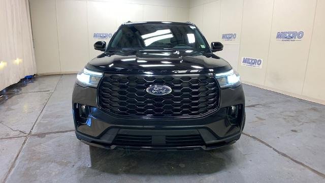 Certified Used 2025 Black Metallic Ford ST-Line image 60