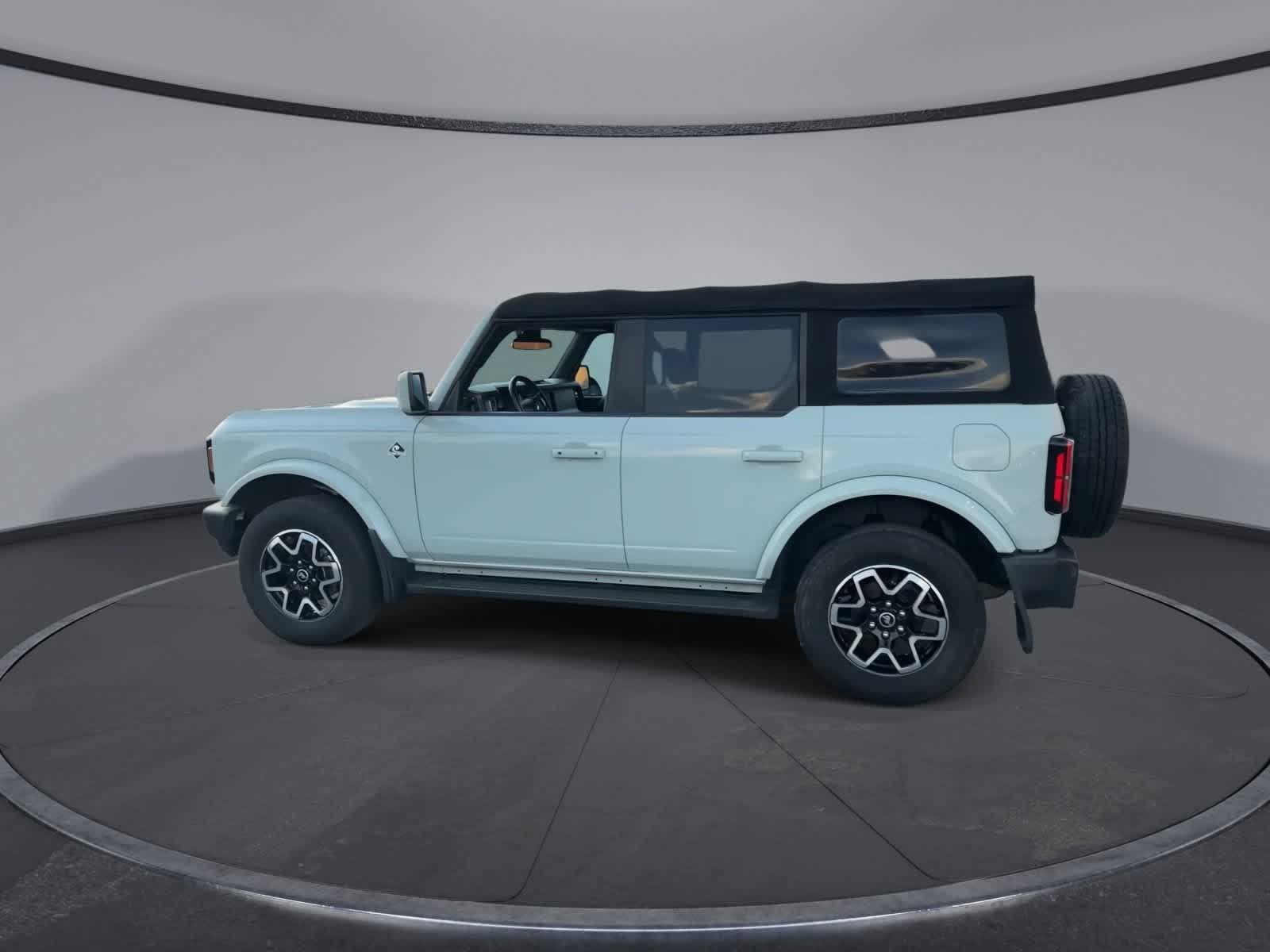 Certified Used 2022 Cactus Gray Ford Outer Banks image 5