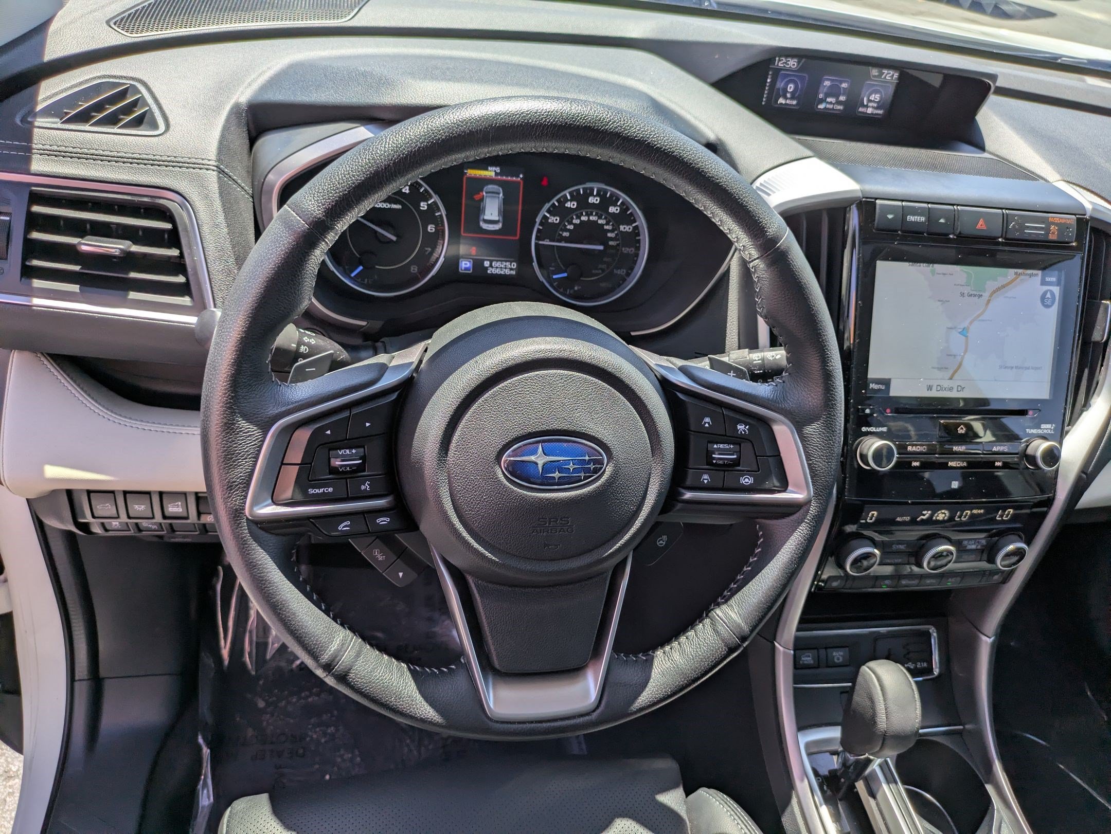 Used 2022 Crystal White Pearl Subaru Limited image 17