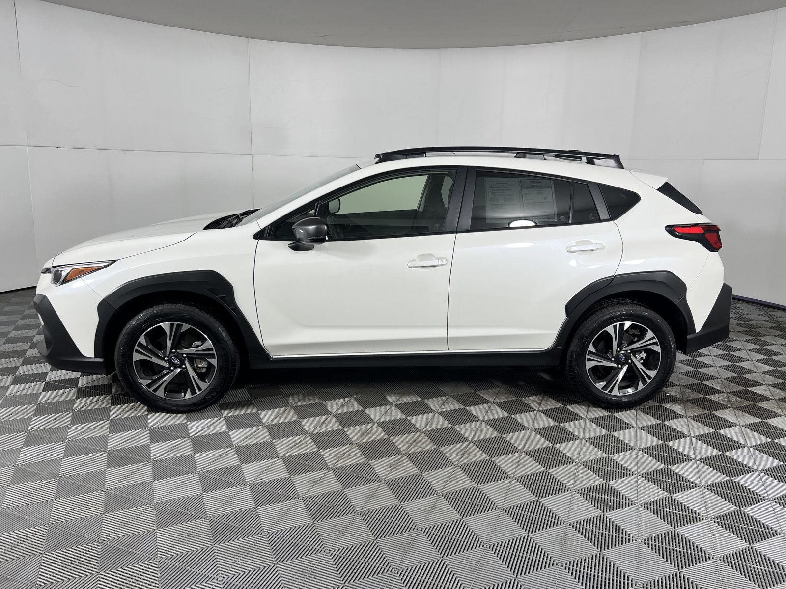 Used 2025 Crystal White Pearl Subaru Premium image 16