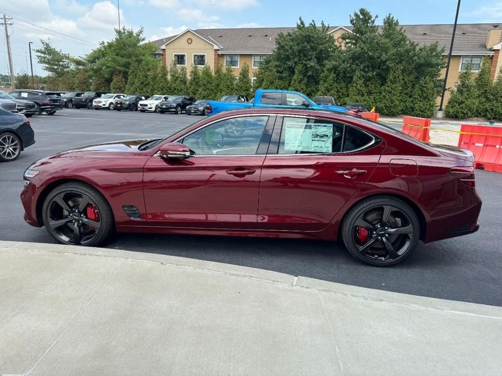 New 2026 Cavendish Red Genesis 3.3T SPORT PRESTIGE image 6