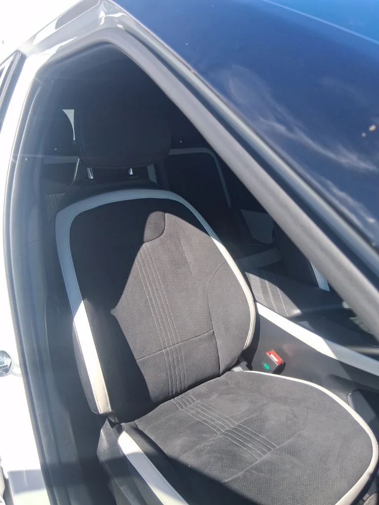 Used 2023 White Kia GT-Line image 21