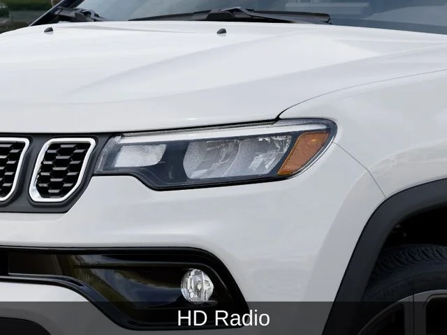 New 2026 Bright White Clear-Coat Exterior Paint Jeep Limited image 11